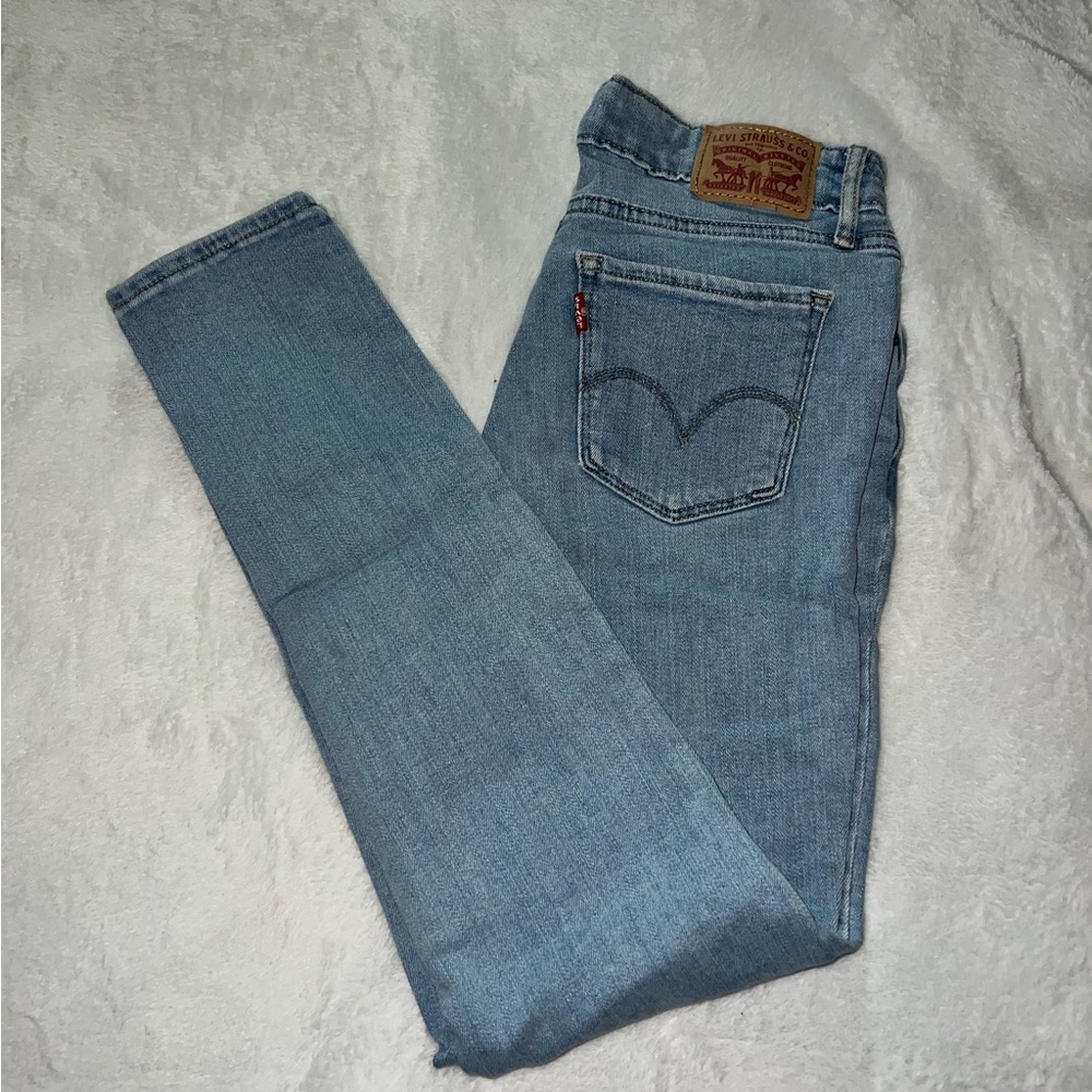 Levi’s 711 Skinny Light Wash 4/27